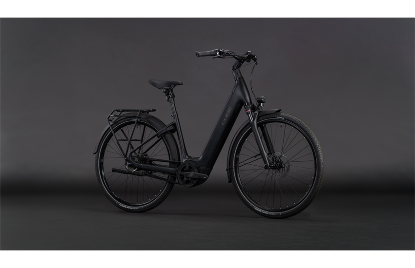 CUBE Supreme RT Hybrid Deluxe EX 600 black´n´chrome