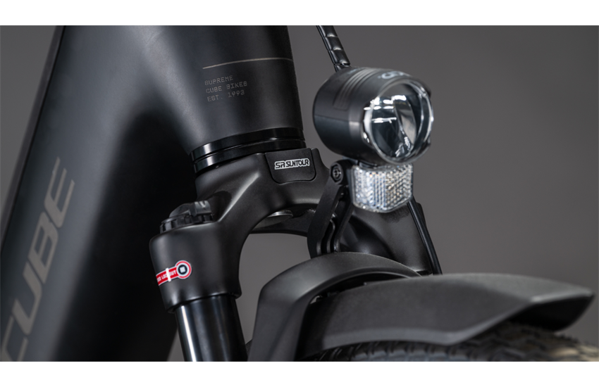 CUBE Supreme RT Hybrid Deluxe EX 600 black´n´chrome