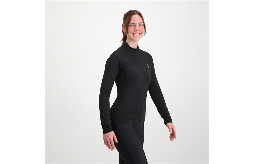 Large-BBW-237_Transition-Jersey_black_model-unisex